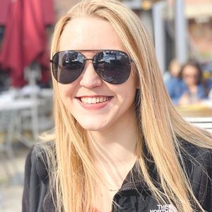 Meet your Posher, Jenna